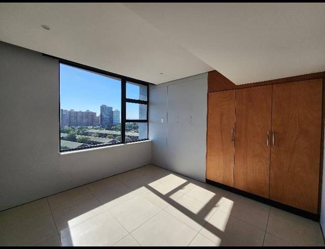 3 BEDROOM PROPERTY TO RENT IN POINT WATERFRONT
